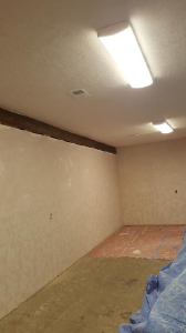 C.h. Plastering - Logo