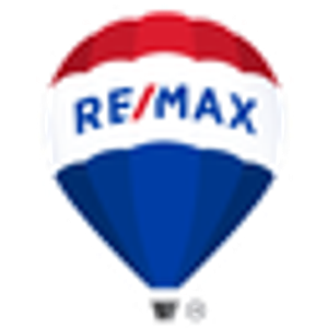 Julie Robertson, Colorado Springs REALTOR - RE/MAX - Logo