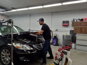 Robert's PDR, LLC (Paintless Dent Repair) - Logo